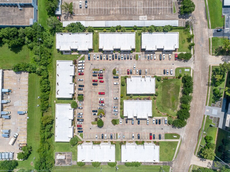 More Photos Of 16000 Park Ten Pl, Houston Office For Lease