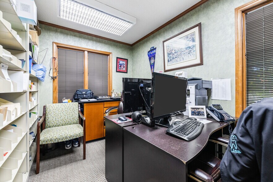 More Photos Of 150 Scarboro St, Asheboro Medical For Sale