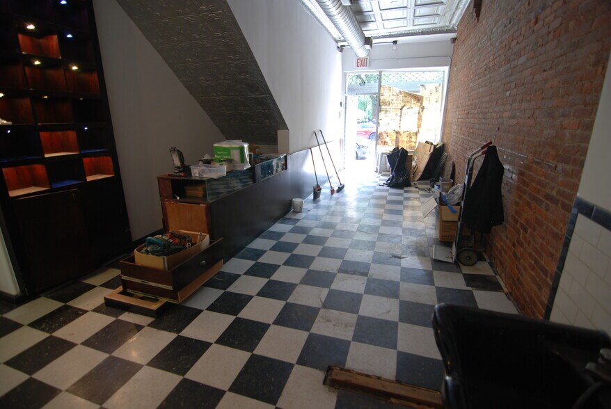 More Photos Of 19 Essex St, New York Storefront Retail Residential For Lease