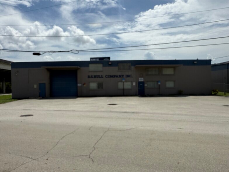 More Photos Of 3355 SW 2nd Ave, Fort Lauderdale Unknown For Lease