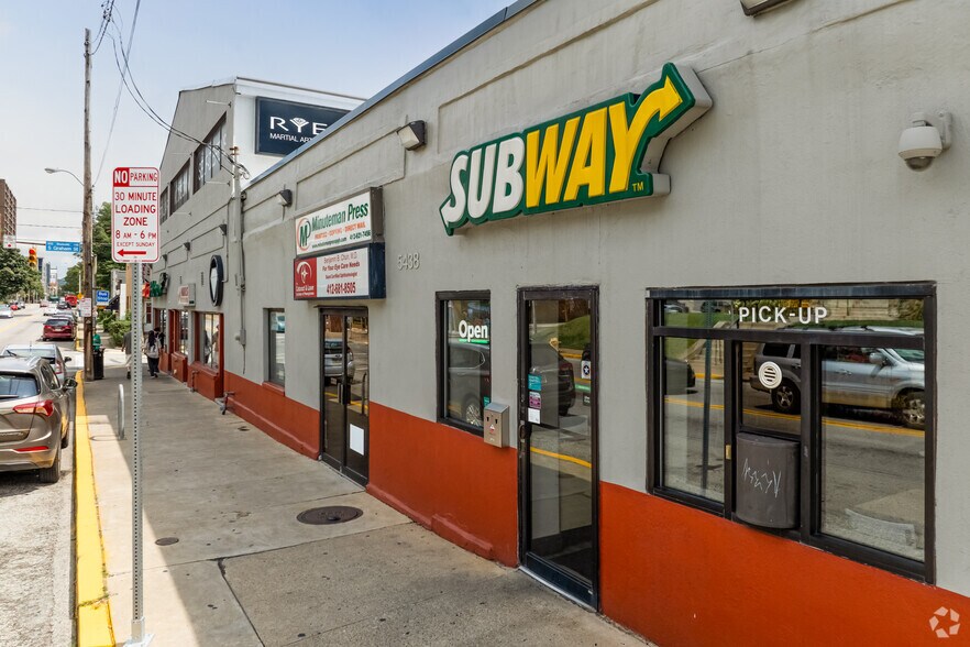 More Photos Of 5438-5440 Centre Ave, Pittsburgh Showroom For Lease