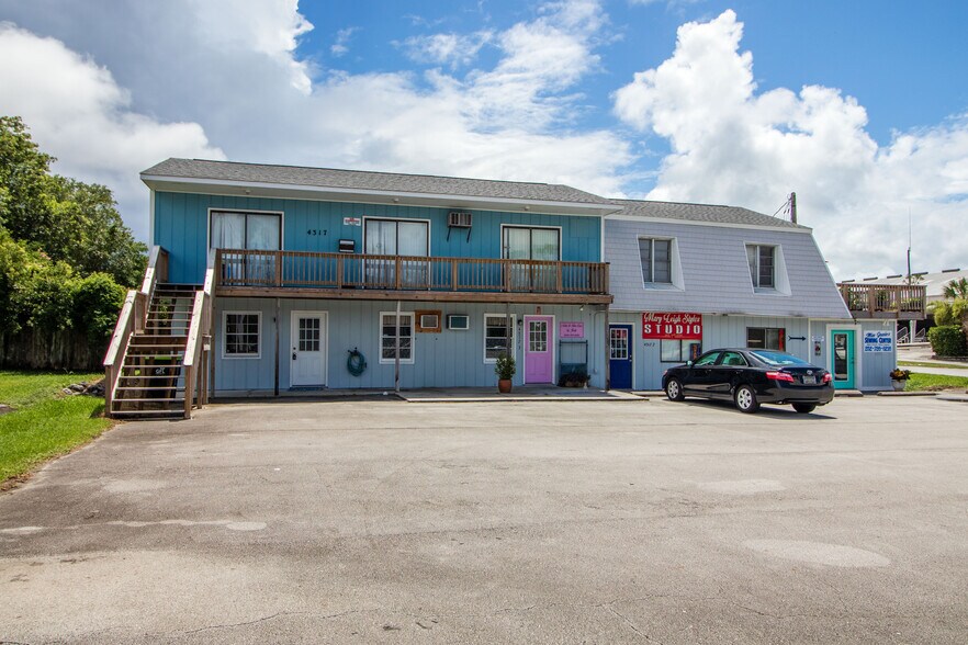 More Photos Of 4317 Arendell St, Morehead City Office For Sale