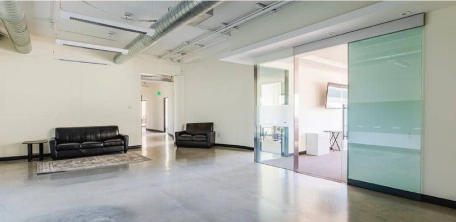 More Photos Of 4142 Lankershim Blvd, North Hollywood Unknown For Lease