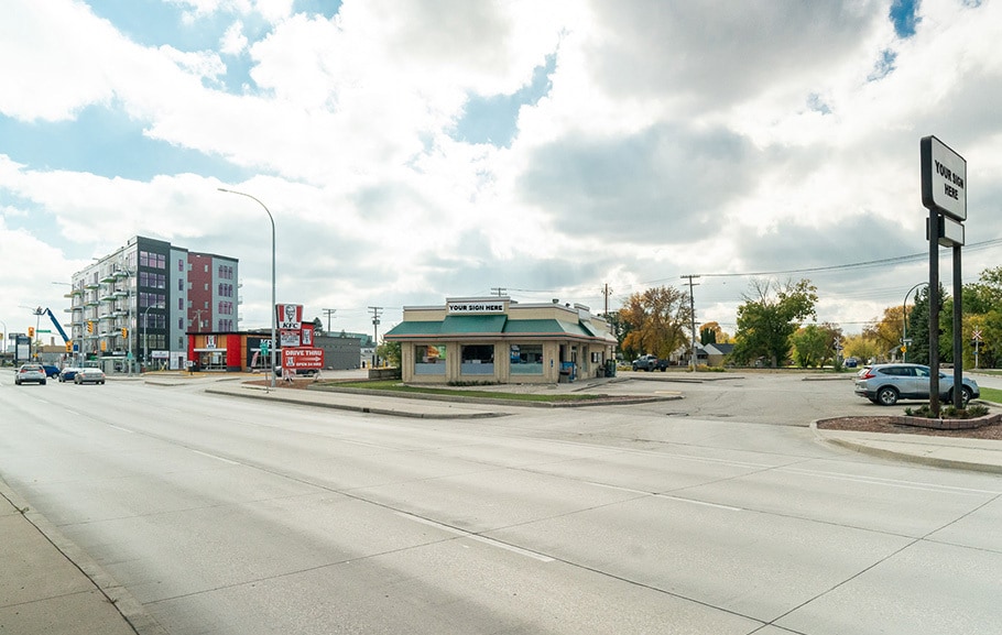 More Photos Of 1103 Pembina Hwy, Winnipeg General Retail For Sale