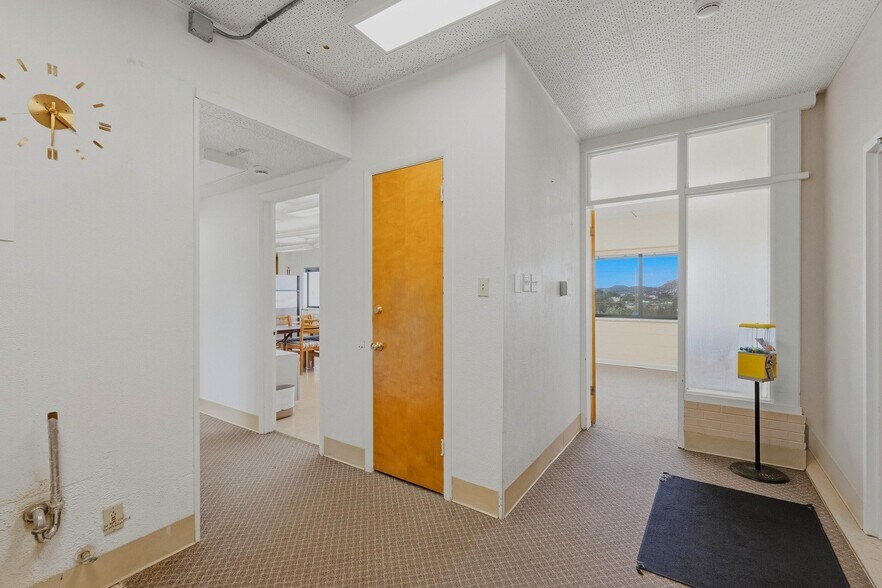 More Photos Of 1930 E Main St, Trinidad Office For Sale