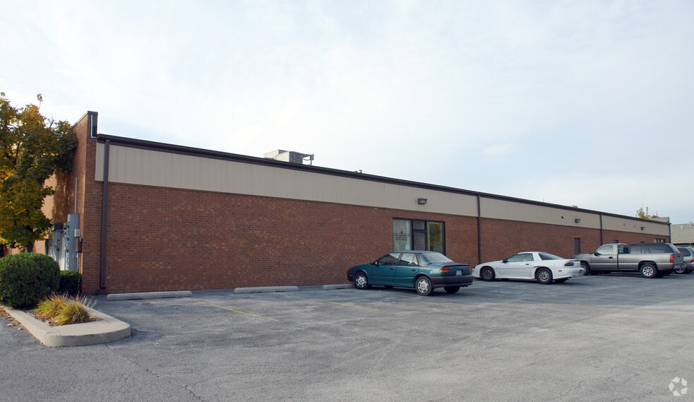 More Photos Of 300-312 W 80th Pl, Merrillville Medical For Lease