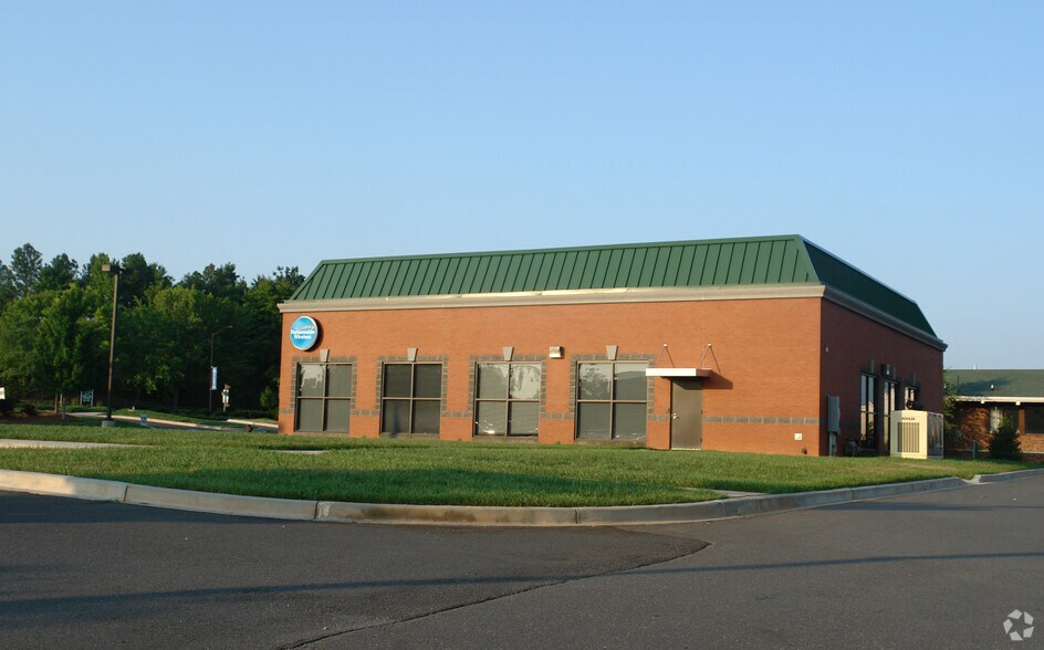 More Photos Of 1739 Cherry Rd, Rock Hill Office For Lease