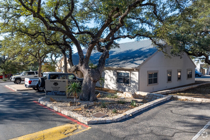 More Photos Of 14101 W Highway 290, Austin Unknown For Lease