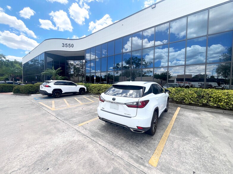 More Photos Of 3550 W Waters Ave, Tampa Office For Lease