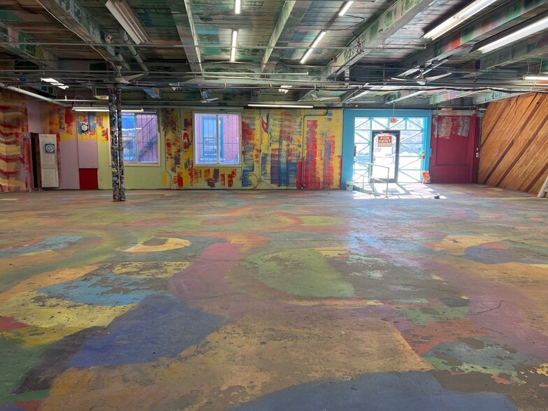 More Photos Of 27 Revere St, Portland Warehouse For Lease