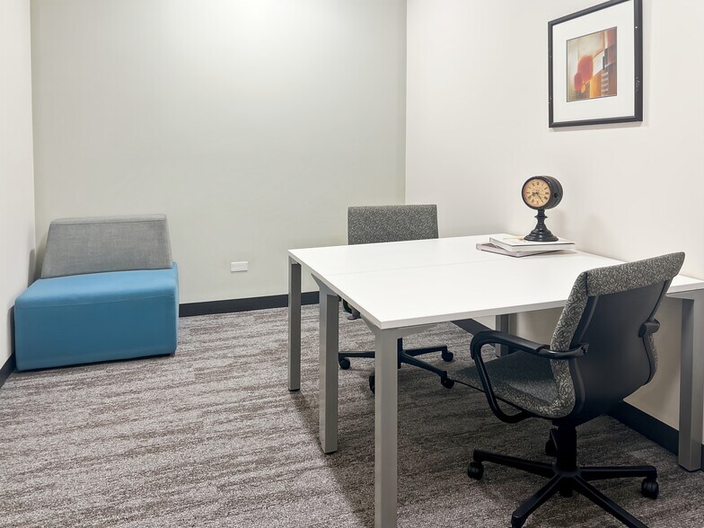 More Photos Of 200 S Andrews Ave, Fort Lauderdale Coworking Space