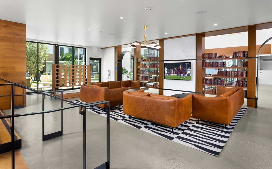 More Photos Of 185 S State College Blvd, Brea Apartments For Lease