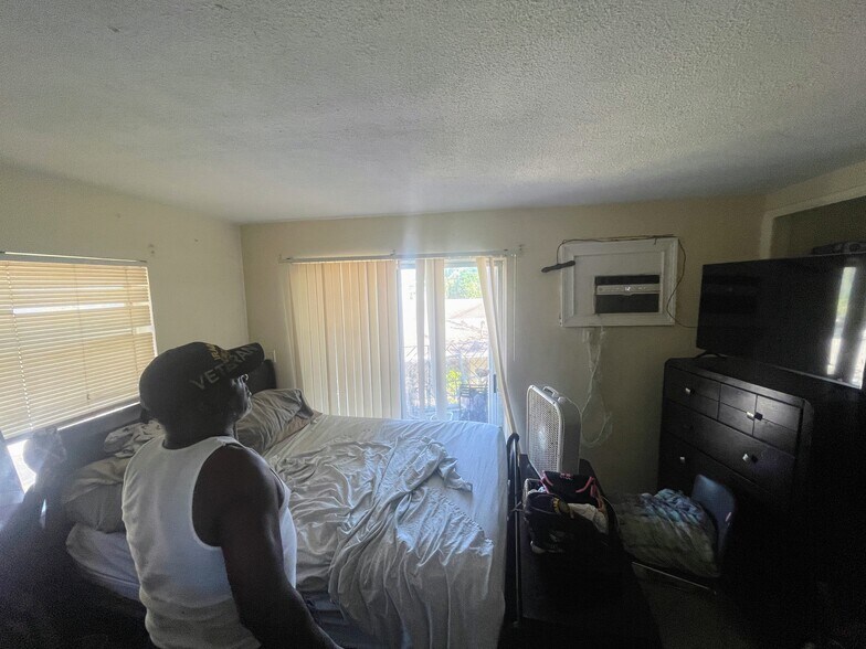 More Photos Of 3760 SW 1st St, Fort Lauderdale Apartments For Sale