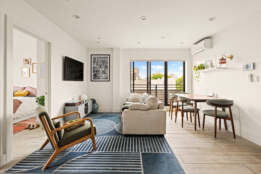 More Photos Of 158 Newton St, Brooklyn Apartments For Sale