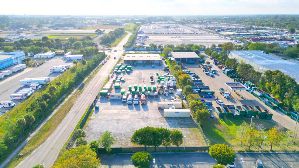 More Photos Of 766 Pike Rd, West Palm Beach Land For Lease