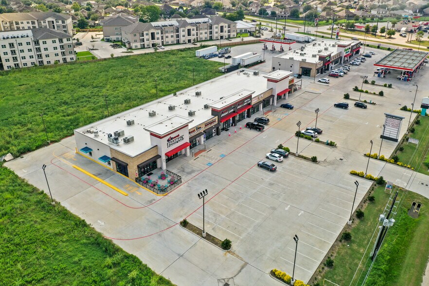 More Photos Of 16340 Wallisville Rd, Houston Unknown For Sale