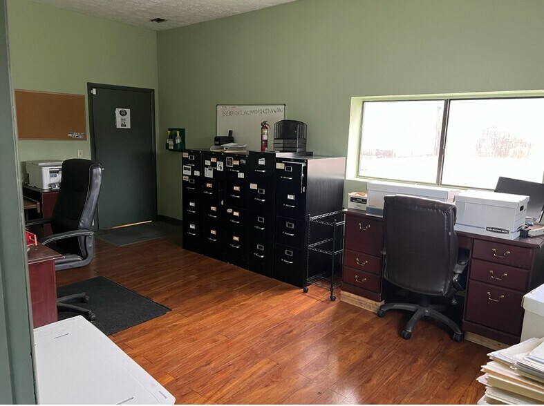 More Photos Of 1321 DuPont Rd, Parkersburg Self Storage For Sale