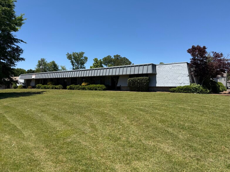 More Photos Of 4770 Cromwell Ave, Memphis Medical For Lease