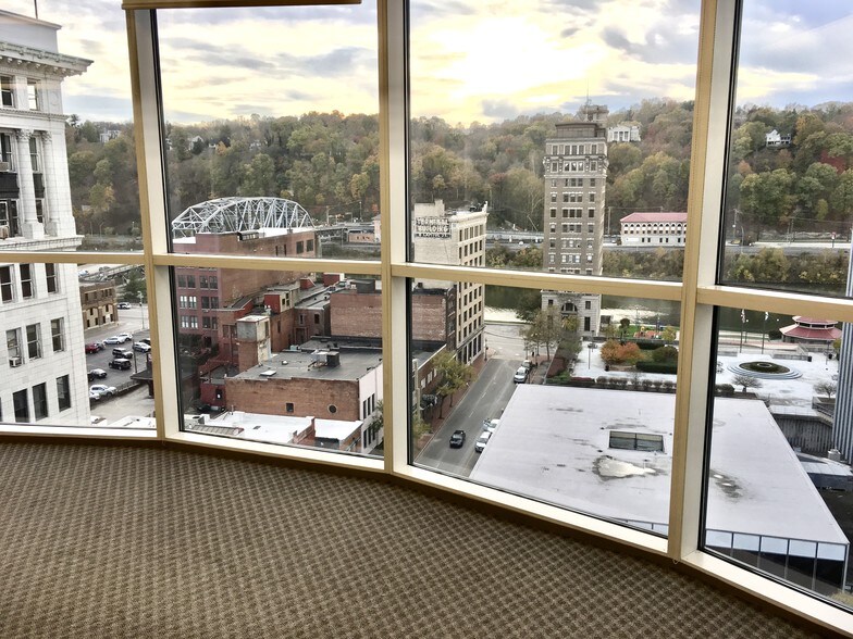 More Photos Of 109 Capitol St, Charleston Office Residential For Sale