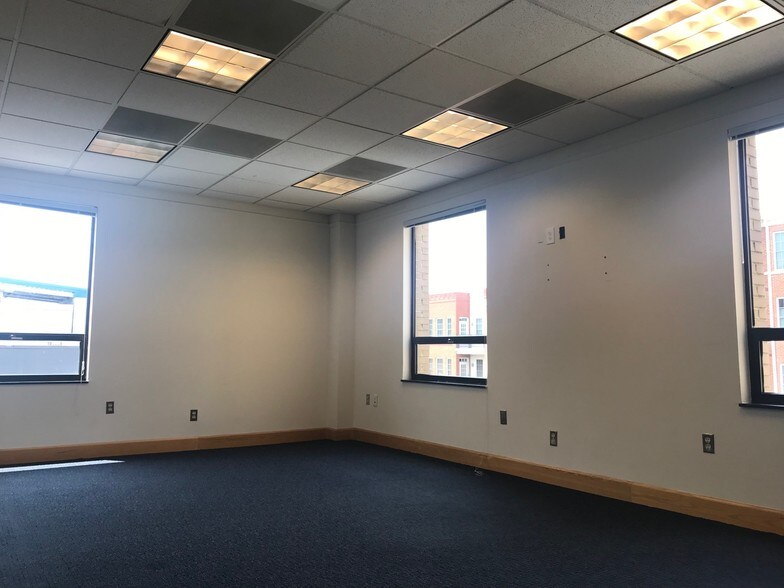 More Photos Of 1020 N Fairfax St, Alexandria Office For Lease