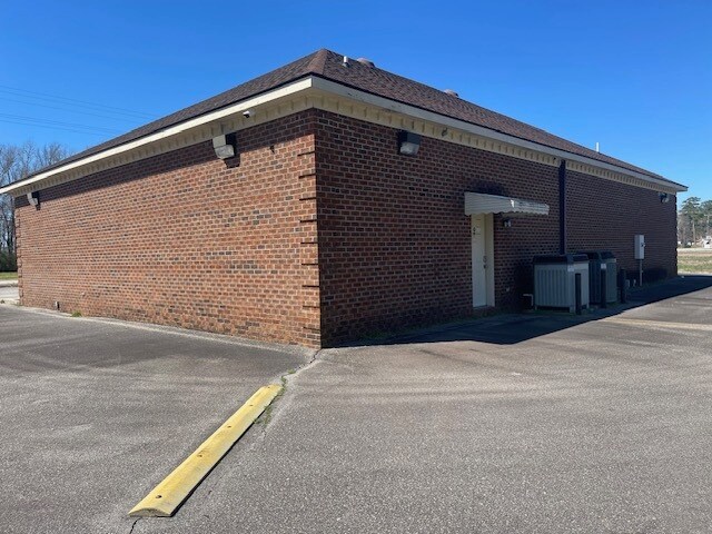 More Photos Of 115 Main St, Roxobel Bank For Sale