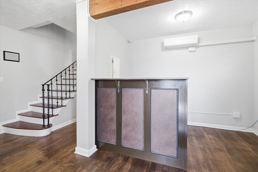 More Photos Of 105 W 200 N, Logan Office For Sale