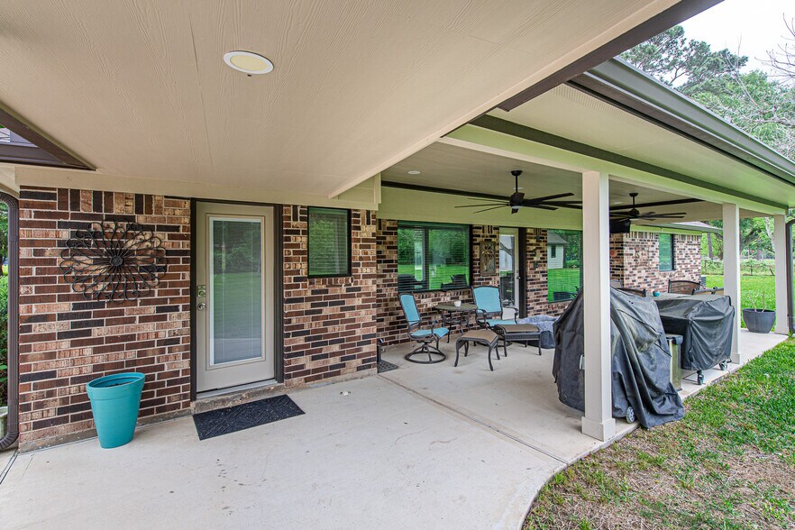 More Photos Of 25142 Roesner Ln, Katy Office Residential For Lease