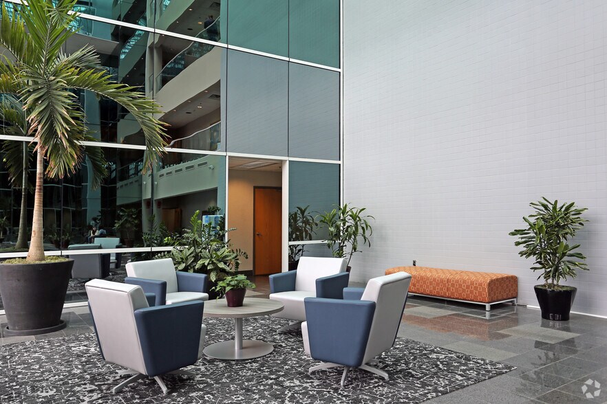 More Photos Of 3000 Atrium Way, Mount Laurel Coworking Space