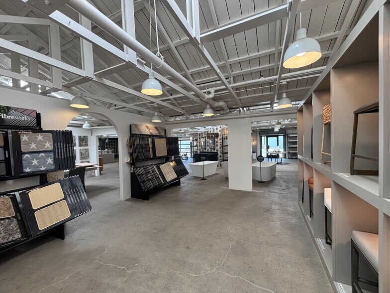 More Photos Of 807 Soscol Ave, Napa Warehouse For Lease