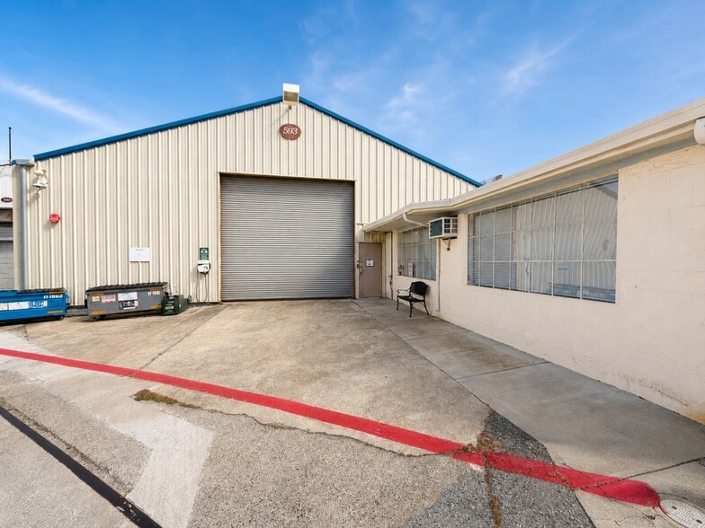 Primary Photo Of 593 Quarry Rd, San Carlos Warehouse For Lease