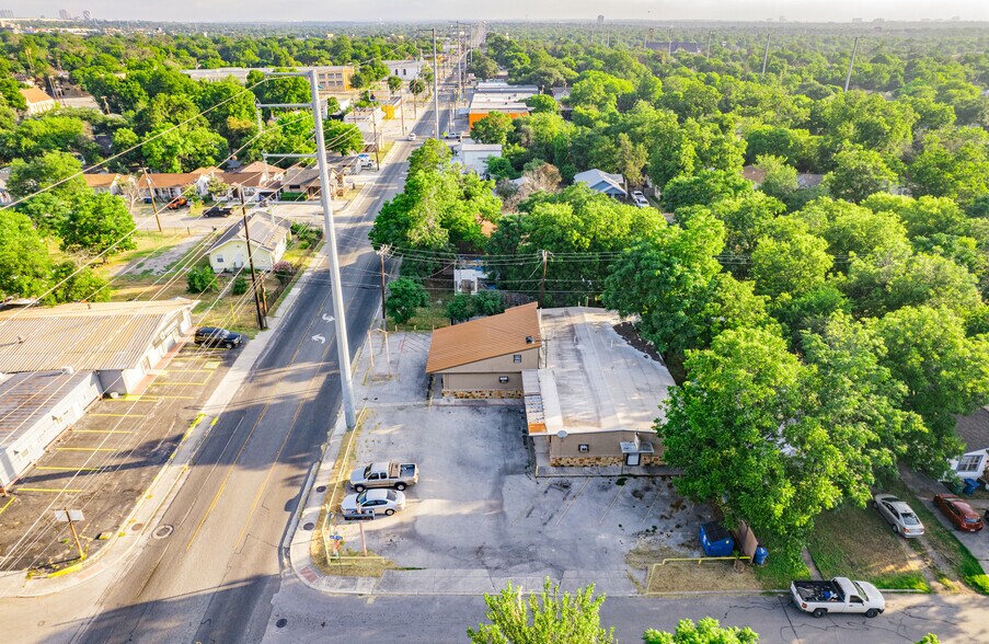 More Photos Of 1006 West Ave, San Antonio Freestanding For Sale