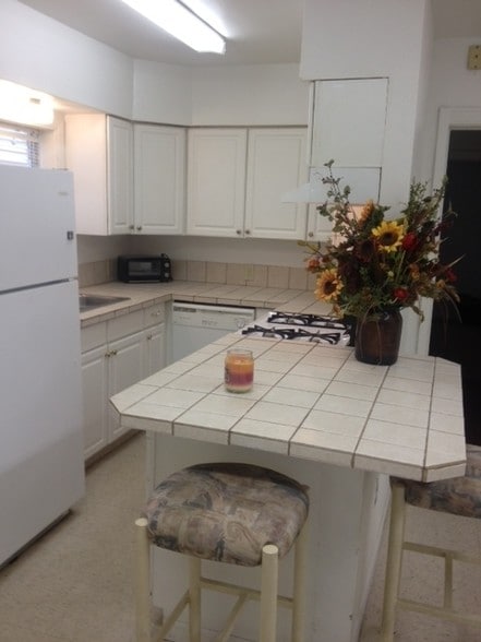 More Photos Of 5902 Irvington, Houston Office For Sale