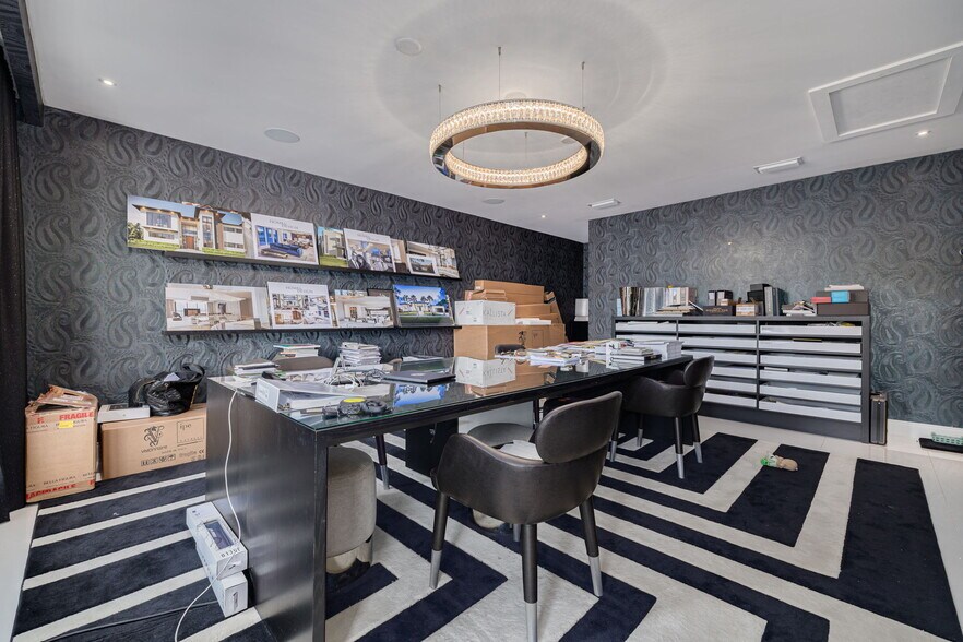 More Photos Of 4608 W Kennedy Blvd, Tampa Office For Lease