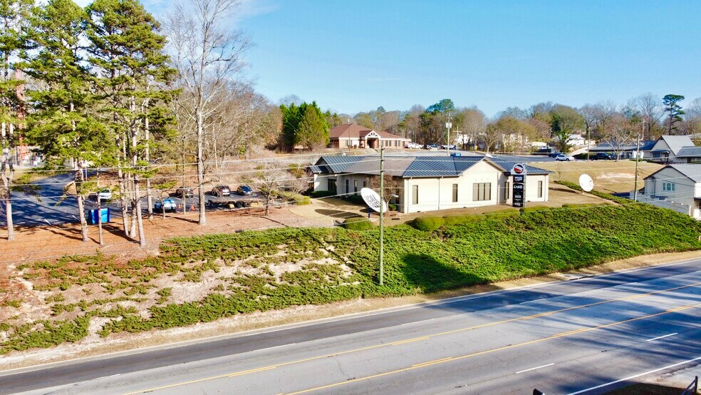 More Photos Of 1102 Thompson Bridge Rd, Gainesville Office For Lease