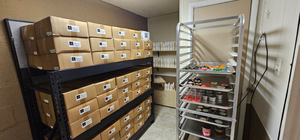 More Photos Of 4209 Broadway Ave, Haltom City Loft Creative Space For Sale