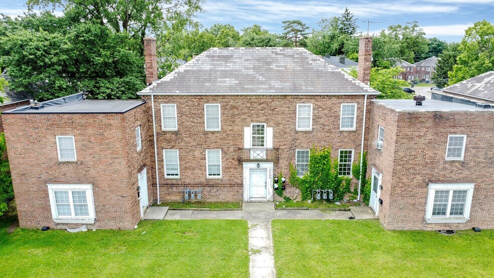 More Photos Of 3357-3361 E Broad St, Columbus Multifamily For Sale