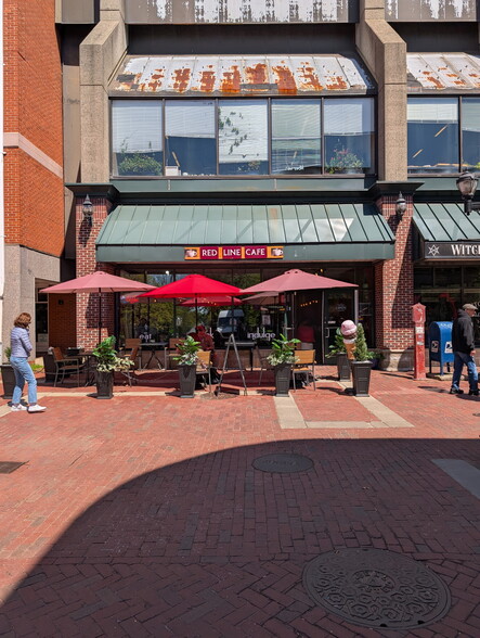 More Photos Of 2 East India Sq, Salem General Retail For Lease