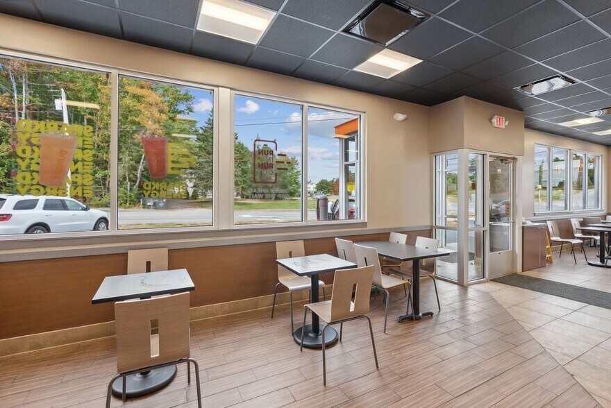 More Photos Of 248 State St, Ellsworth Department Store For Sale