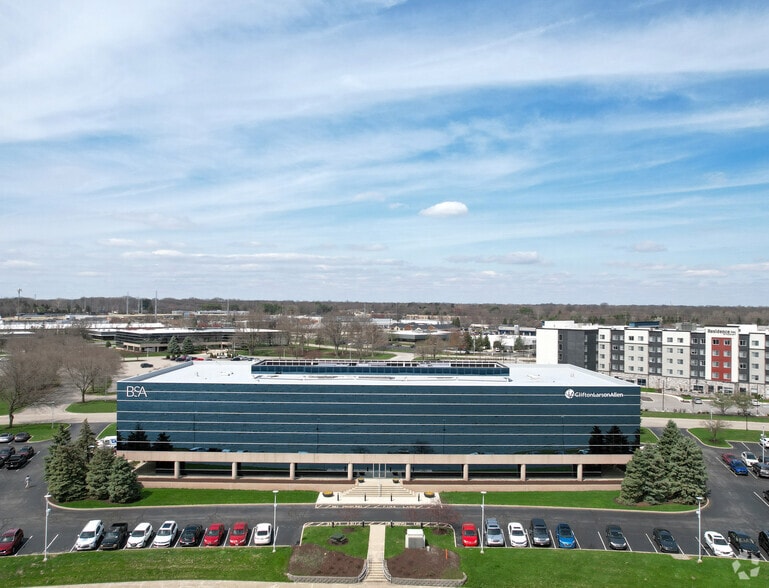 More Photos Of 9355 Delegates Row, Indianapolis Unknown For Lease