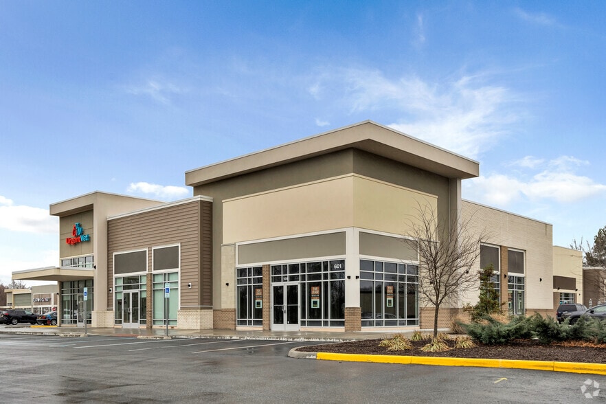 More Photos Of 601 Volvo Pky, Chesapeake Storefront For Lease