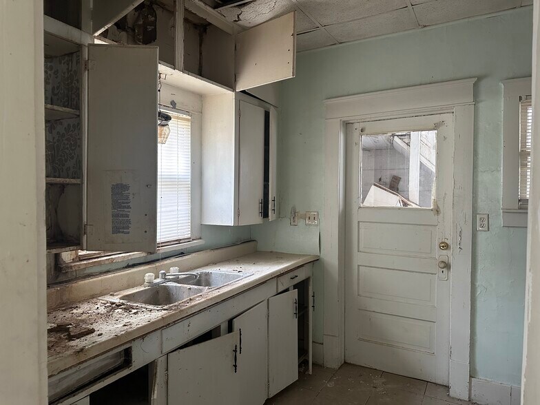 More Photos Of 320 S Morton Ave, Okmulgee Apartments For Sale