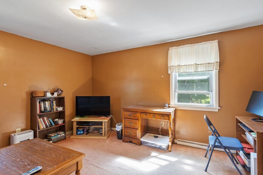 More Photos Of 50 N Spencer Rd, Spencer Garden Center For Sale