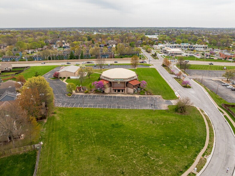 More Photos Of 800 SW 150 Hwy, Lee's Summit Office For Sale