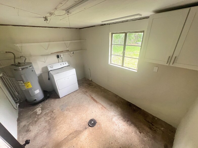 More Photos Of 18127 Us Highway 41, Spring Hill Office Residential For Sale