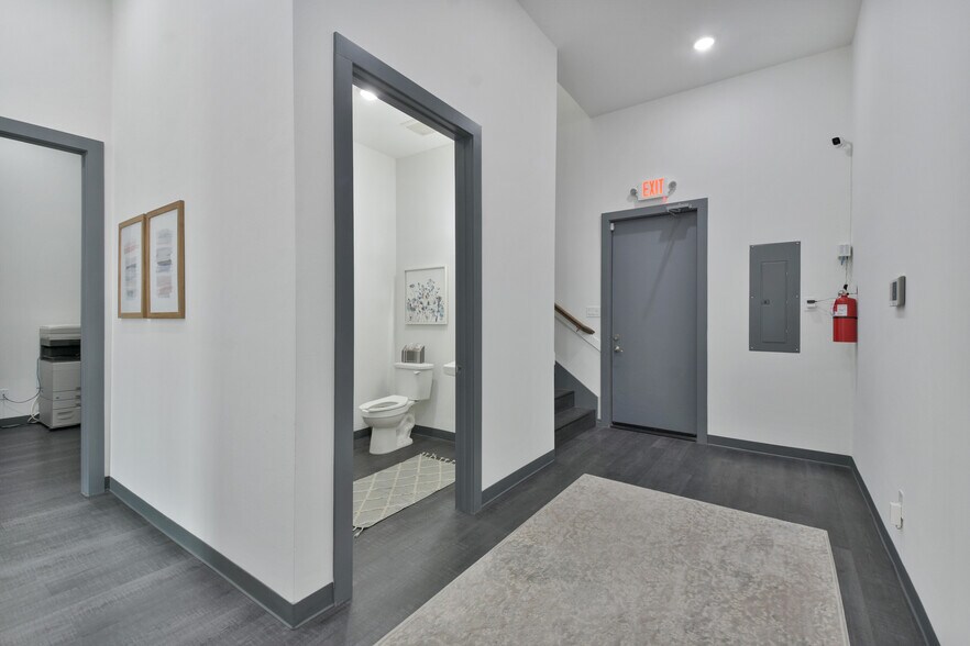 More Photos Of 11821 FM 1488, Magnolia Medical For Sale