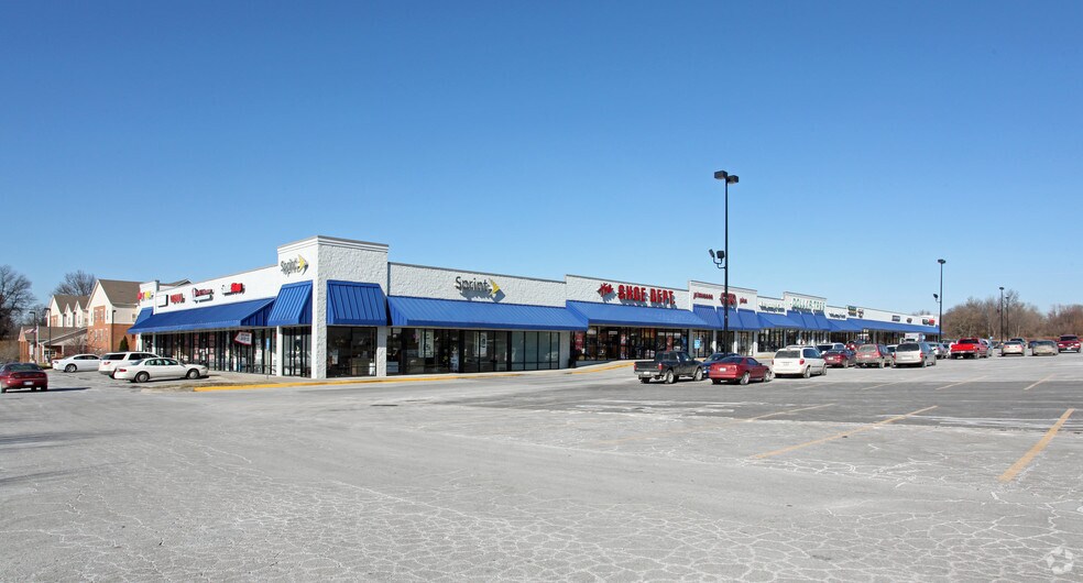 More Photos Of 1802-2012 N State Route 291, Harrisonville Storefront For Lease