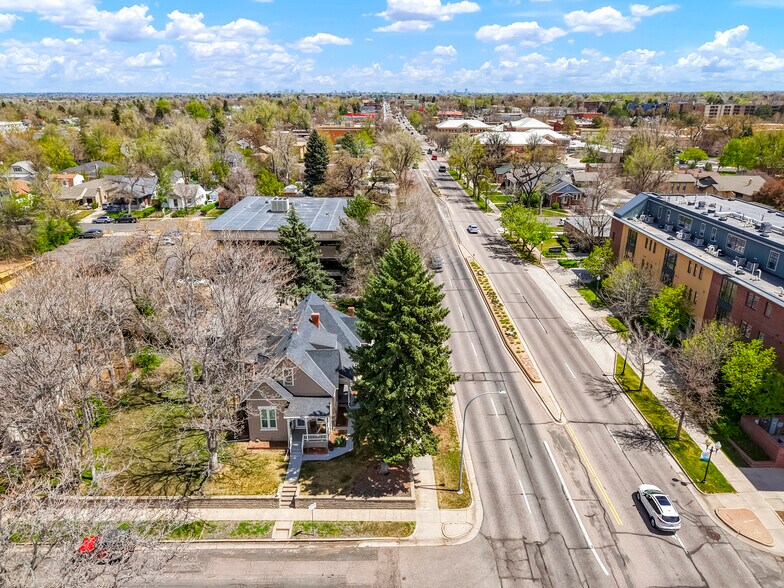 More Photos Of 1979 W Littleton Blvd, Littleton Office Residential For Lease
