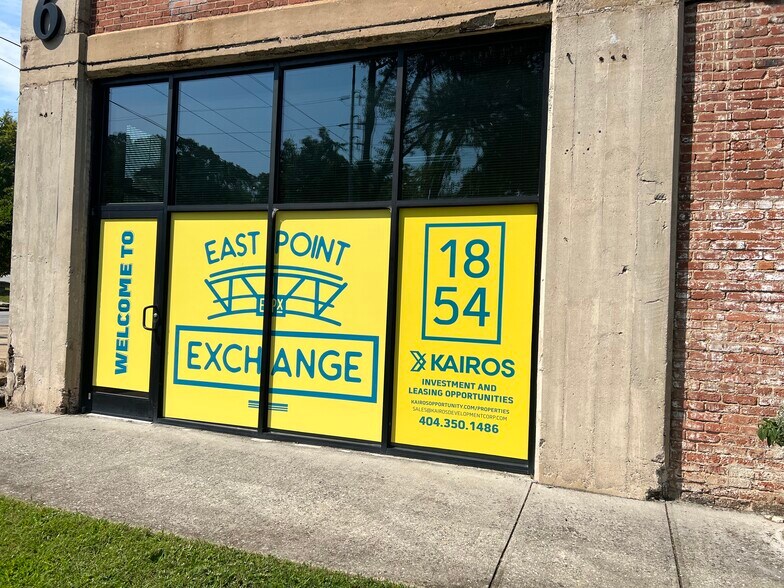 More Photos Of 1526 E Forrest Ave, East Point Loft Creative Space For Lease