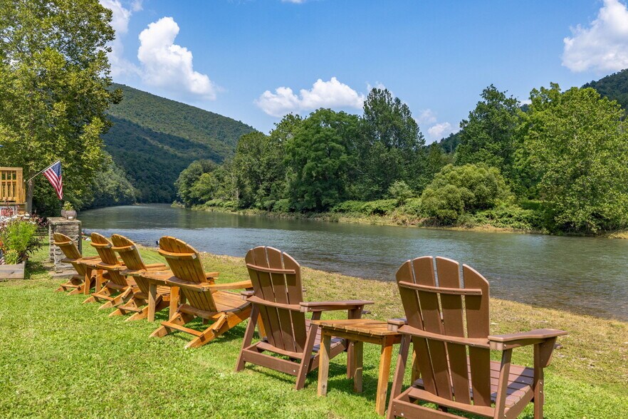 More Photos Of 392 Slate Run Rd, Slate Run Hospitality For Sale