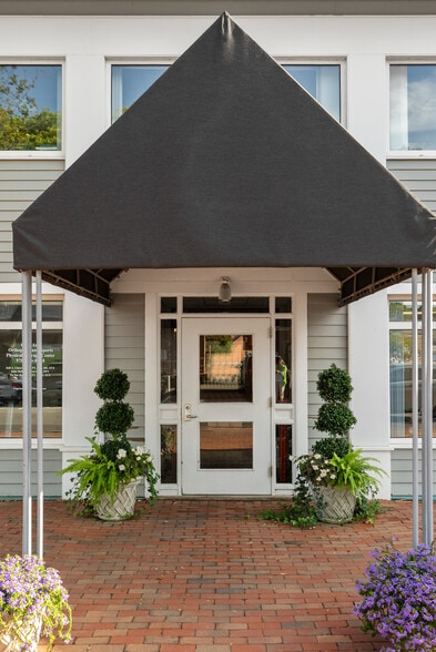 More Photos Of 40 Beach St, Manchester Flex For Sale